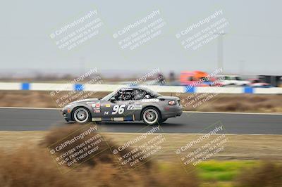 media/Jan-26-2025-CalClub SCCA (Sun) [[cfcea7df88]]/Group 1/Race/